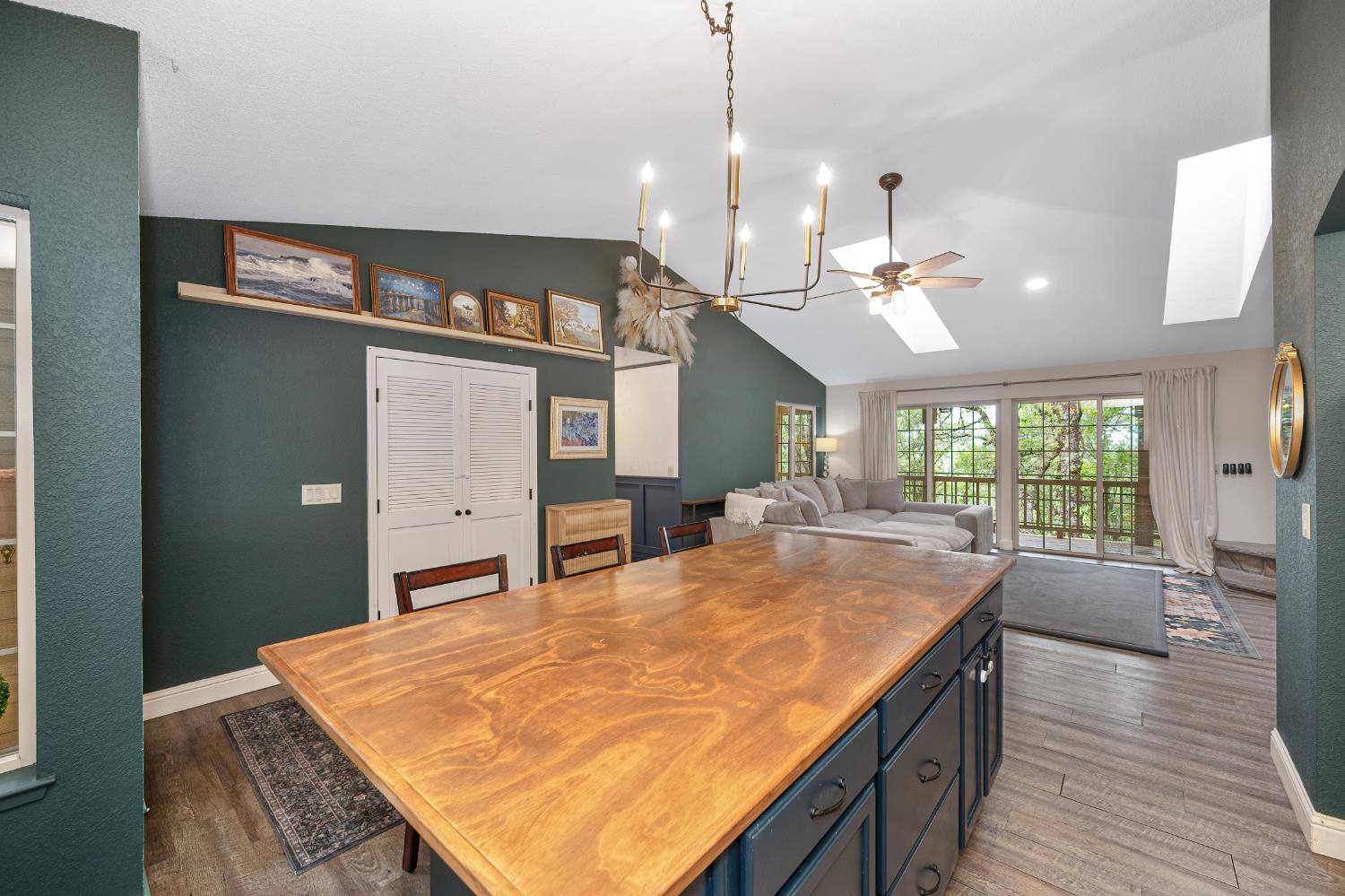 2101 Secret Diggin Court Cool, CA 95614 - Photo 23 of 50