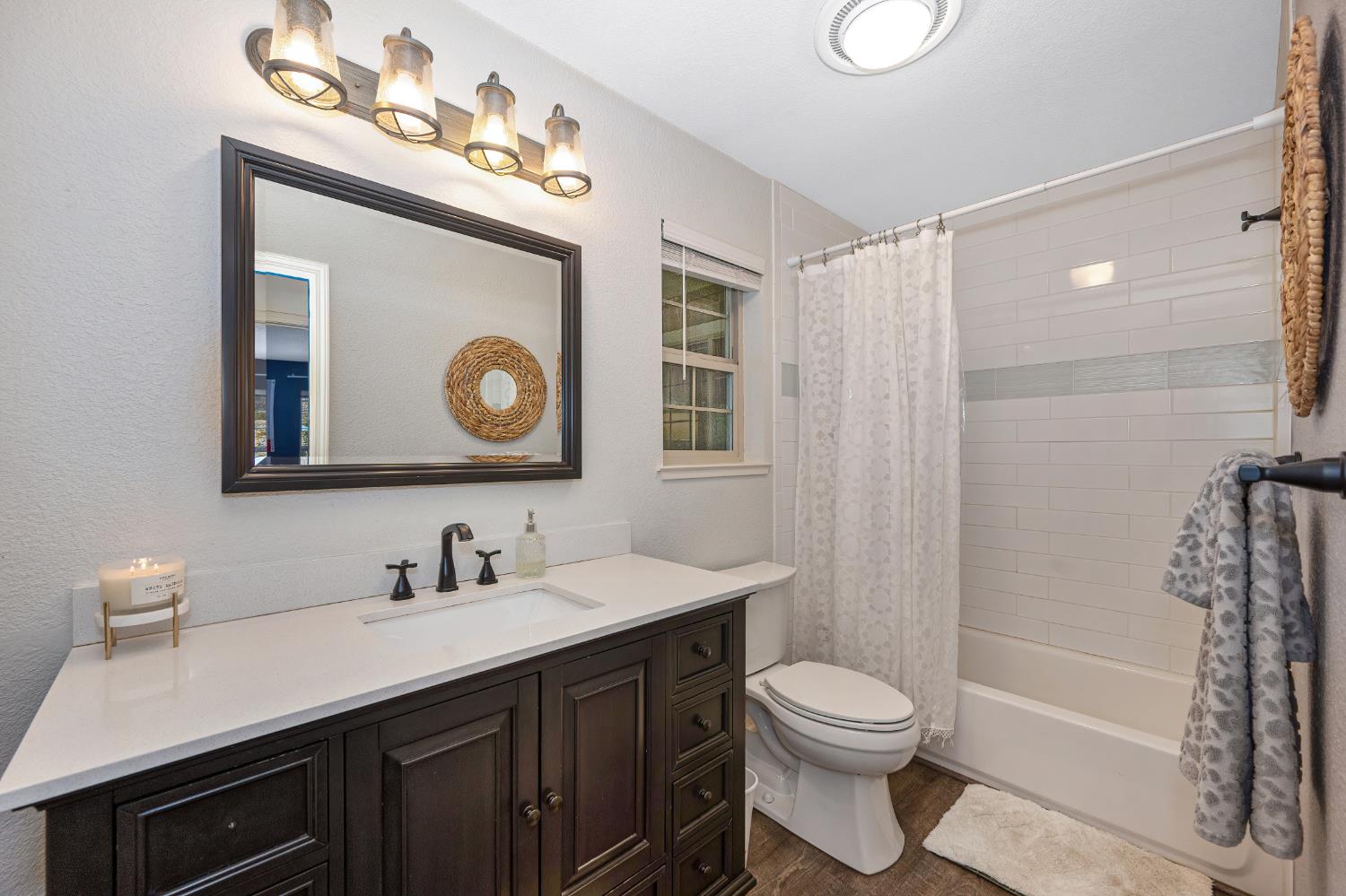 2101 Secret Diggin Court Cool, CA 95614 - Photo 36 of 50