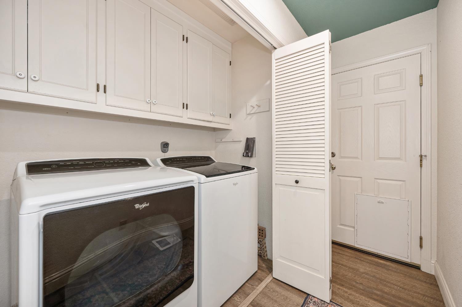 2101 Secret Diggin Court Cool, CA 95614 - Photo 40 of 50