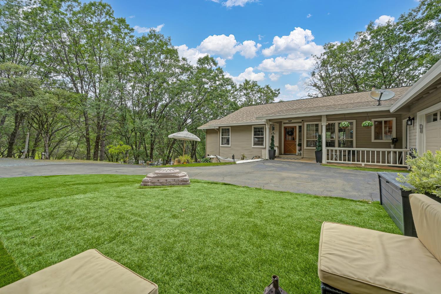 2101 Secret Diggin Court Cool, CA 95614 - Photo 10 of 50