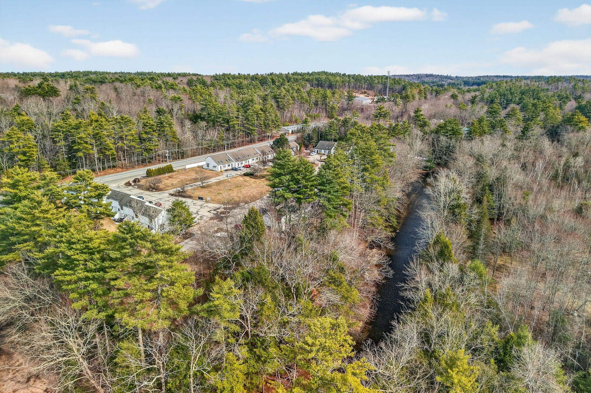 202 Highway 27, Unit 31 Raymond, NH 03077 - Photo 3 of 32