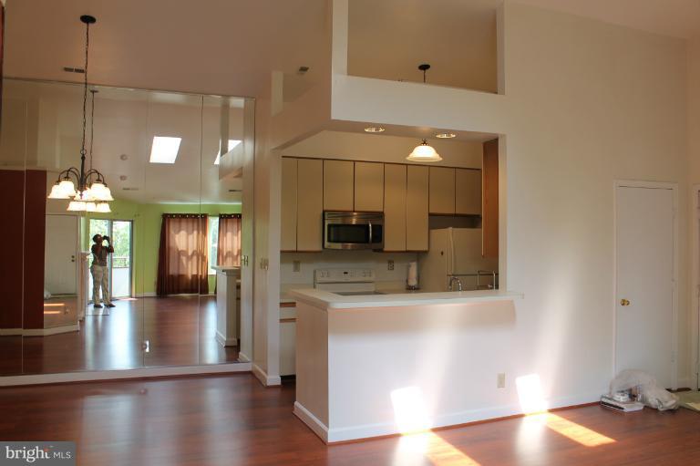 13708 Modrad Way, Unit 41 Silver Spring, MD 20904 - Photo 14 of 16 Kitchen