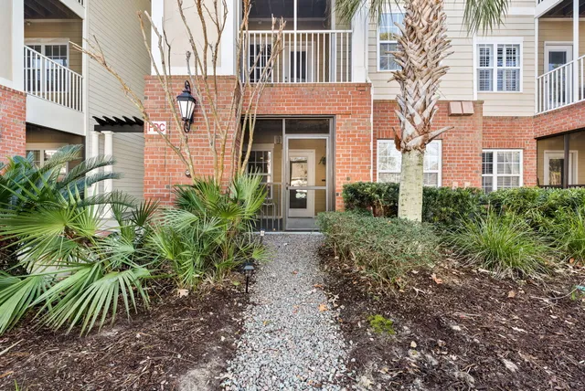 $320,000 | 1101 Basildon Road, Mount Pleasant, SC 29466