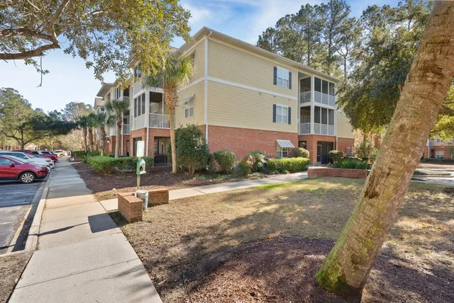 $320,000 | 1101 Basildon Road, Mount Pleasant, SC 29466