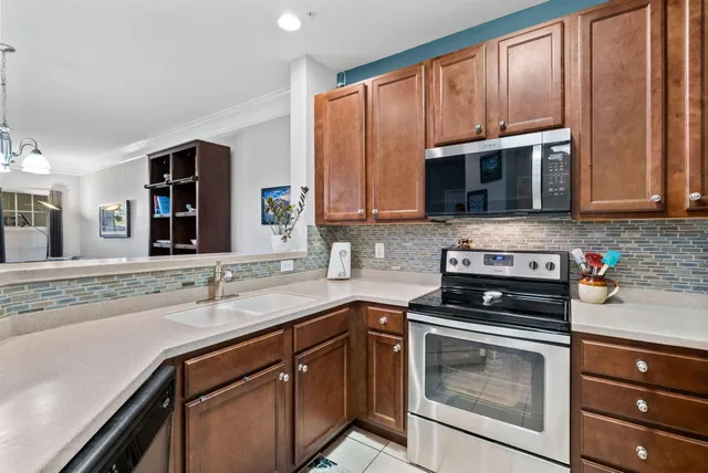 $320,000 | 1101 Basildon Road, Mount Pleasant, SC 29466