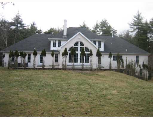 86 Hopkins Hill Road Exeter, RI 02822 - Photo 3 of 12 Exterior Back.