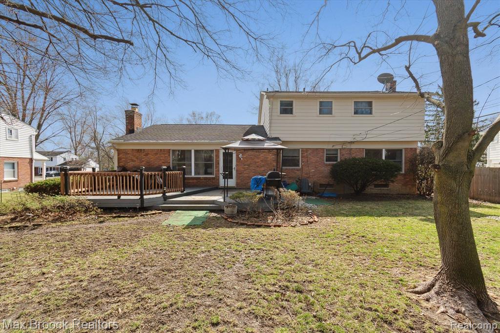 30244 Barwell Road Farmington Hills, MI 48334 - Photo 6 of 44