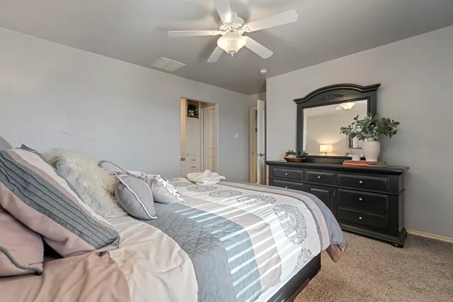 a view of entryway and hall