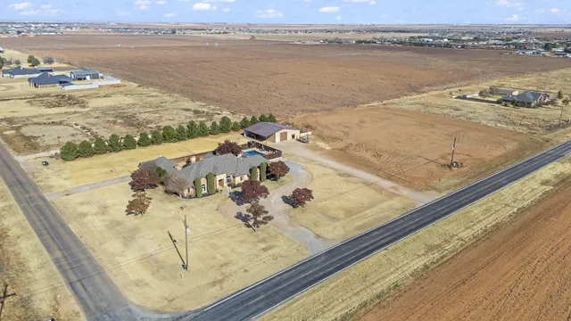 $980,000 | 7824 Farm To Market Road 2641, Shallowater, TX 79363