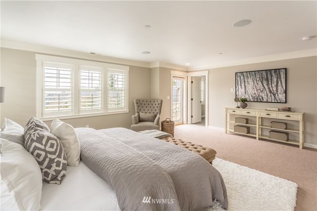 $1,460,000 | 16590 Southeast 61st Place, Bellevue, WA 98006