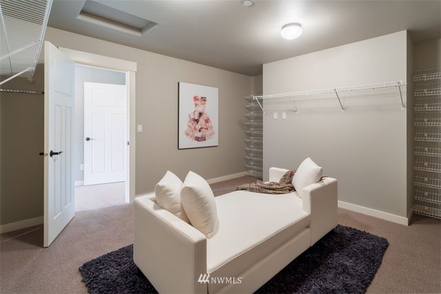 $1,460,000 | 16590 Southeast 61st Place, Bellevue, WA 98006