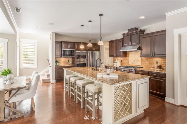 $1,460,000 | 16590 Southeast 61st Place, Bellevue, WA 98006