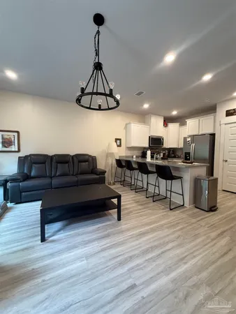 $1,850 | 9469 Nature Crk Lane, Pensacola, FL 32526