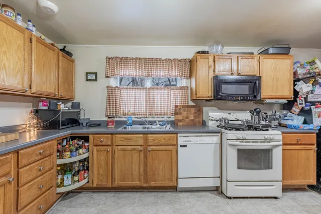 $409,999 | 513 North Park Street, Westmont, IL 60559