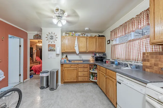 $409,999 | 513 North Park Street, Westmont, IL 60559