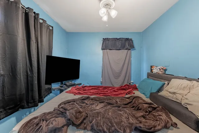 $409,999 | 513 North Park Street, Westmont, IL 60559