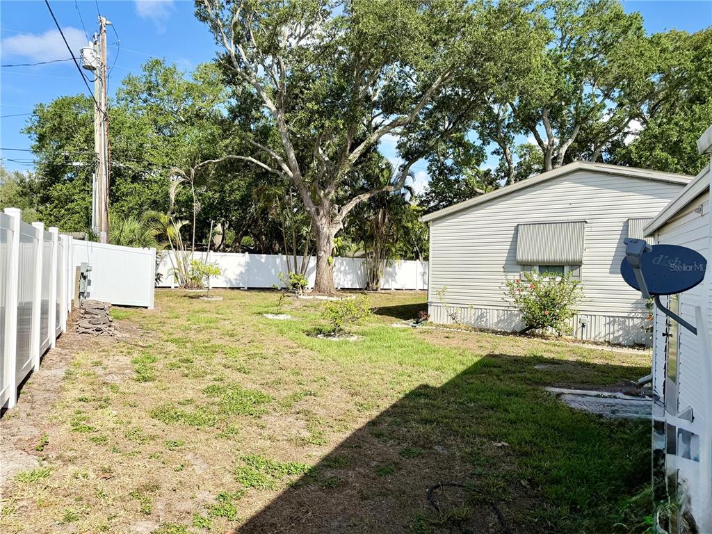 10399 67th Avenue North, Unit 4 St. Petersburg, FL 33708 - Photo 17 of 19