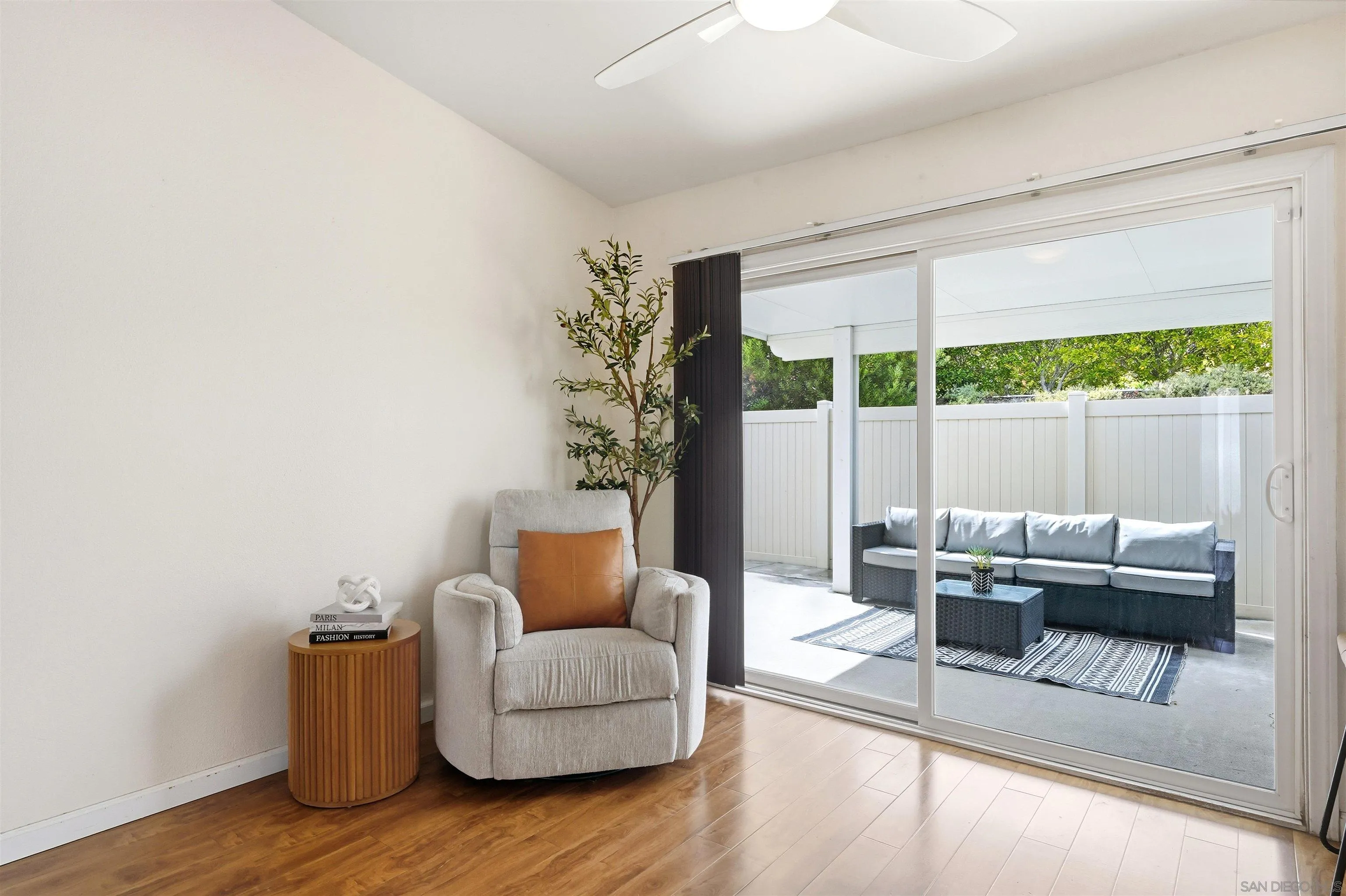 2304 Meadowridge Place Spring Valley, CA 91977 - Photo 14 of 36