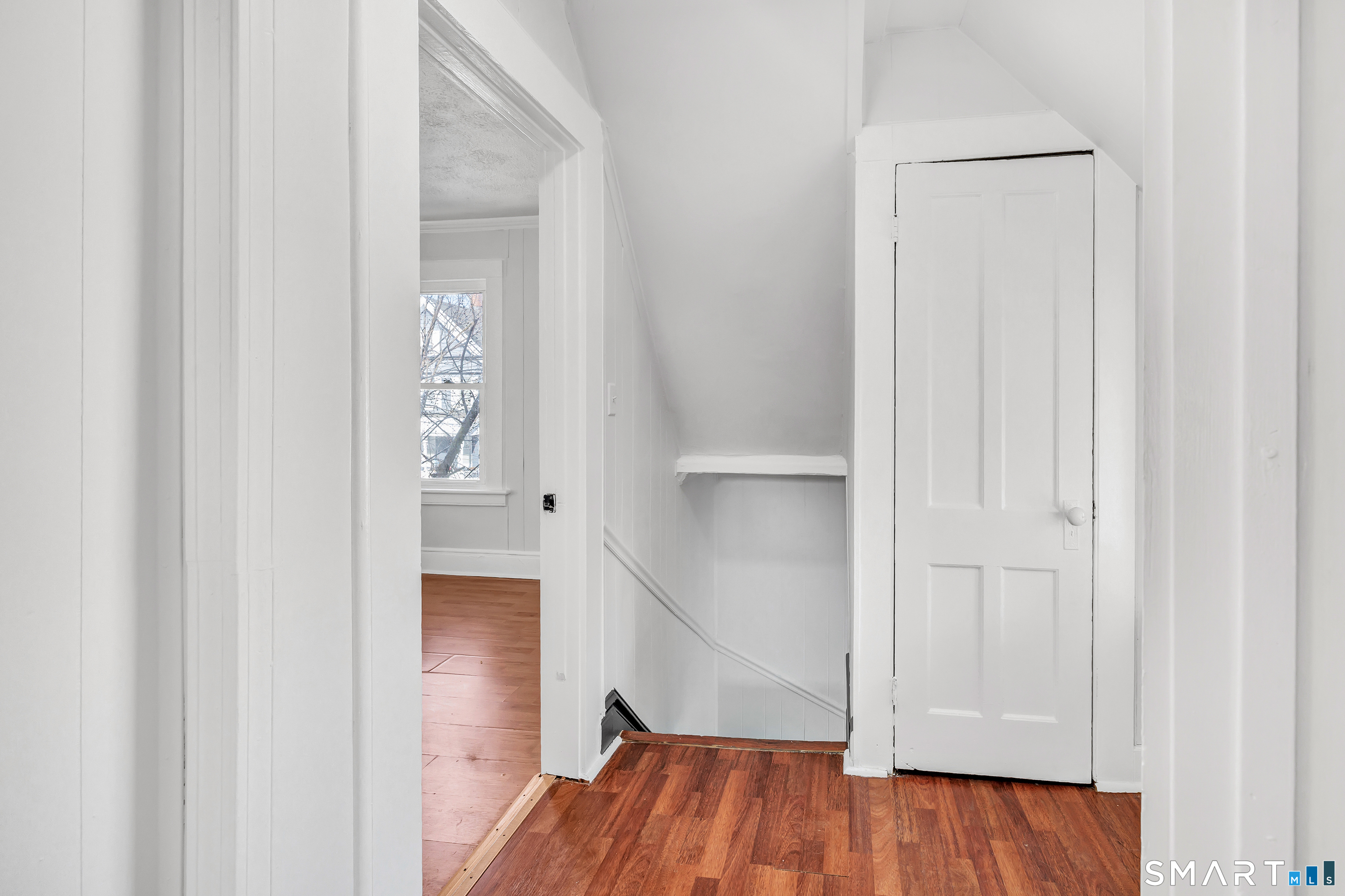 252 Shelton Street Bridgeport, CT 06608 - Photo 29 of 40