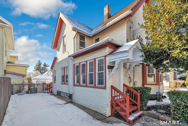 $299,000 | 252 Shelton Street, Bridgeport, CT 06608
