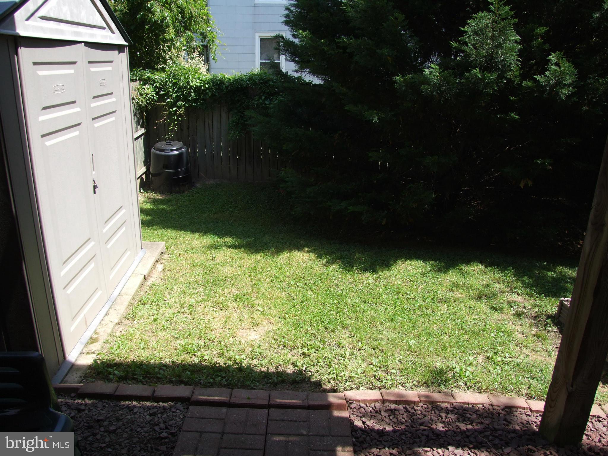 4619 Warren Tree Way Baltimore, MD 21229 - Photo 18 of 25 Shaded Patio Area
