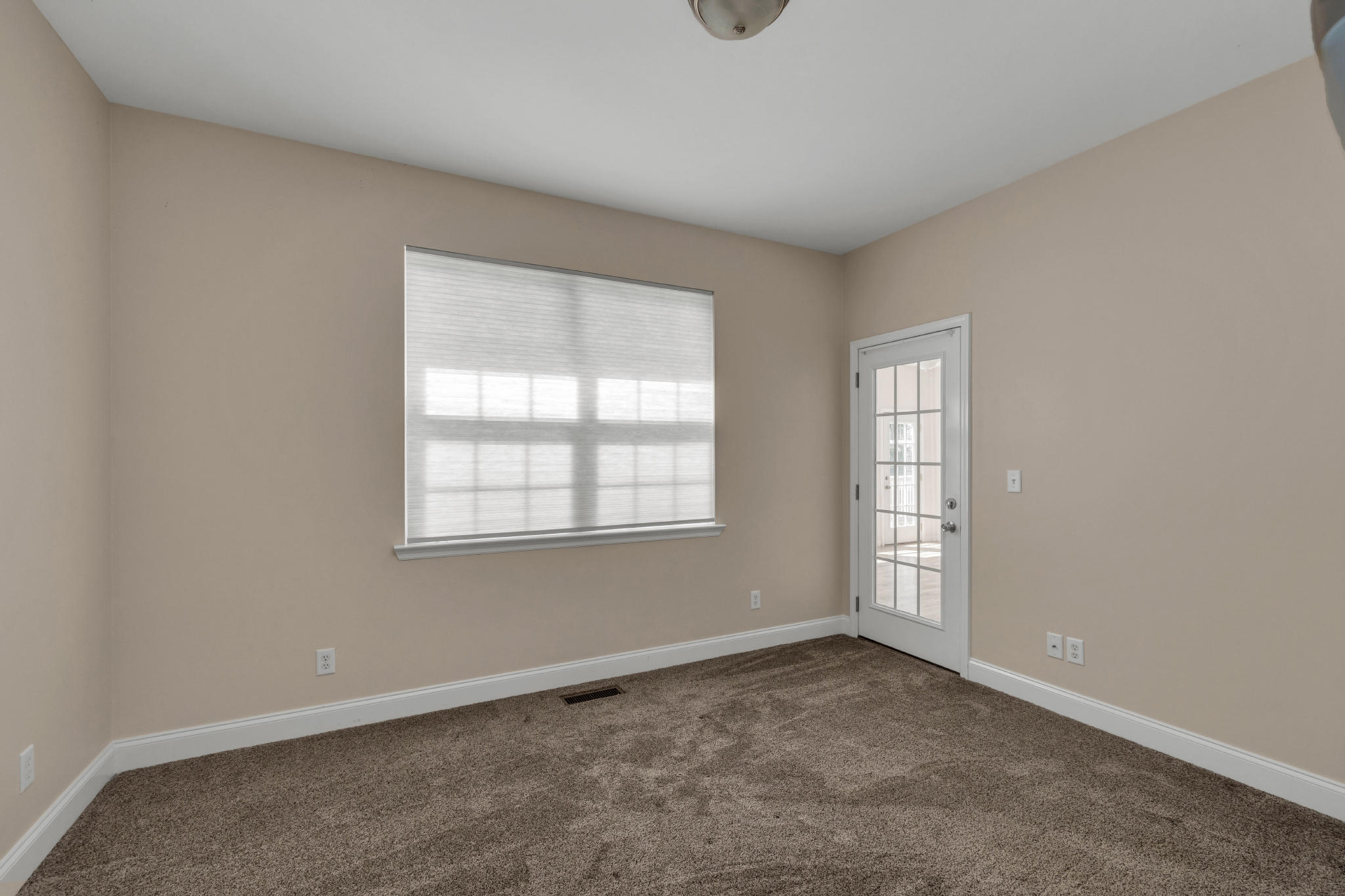 1025 South Ridge Drive Dalton, GA 30721 - Photo 14 of 30 4A8A8621