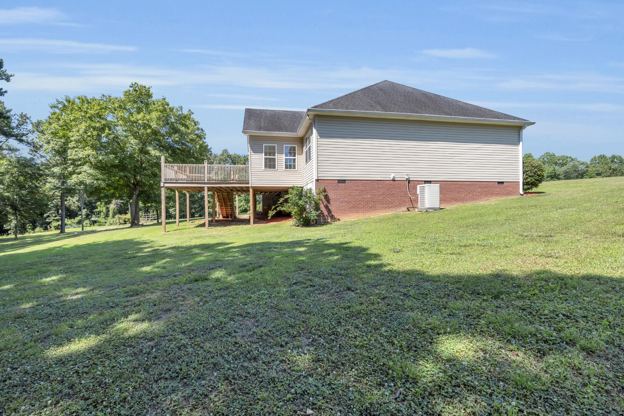 1025 South Ridge Drive Dalton, GA 30721 - Photo 27 of 30 4A8A8581