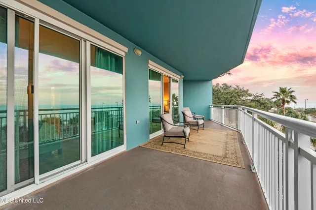 $347,500 | 2230 Beach Drive, Unit 302, Gulfport, MS 39507
