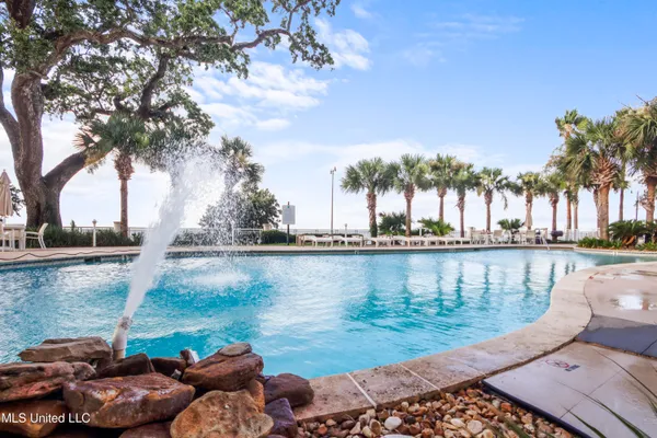 $347,500 | 2230 Beach Drive, Unit 302, Gulfport, MS 39507