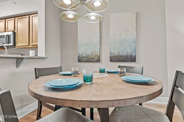 $347,500 | 2230 Beach Drive, Unit 302, Gulfport, MS 39507