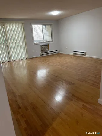 $2,300 | 7 Padanaram Road, Unit C58, Danbury, CT 06811