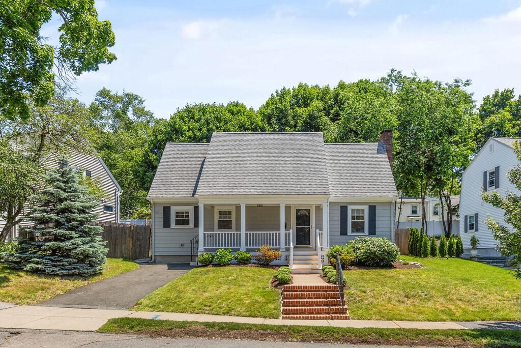 15 Ronaele Road Medford, MA 02155 - Photo 1 of 31 Gallery Image 1