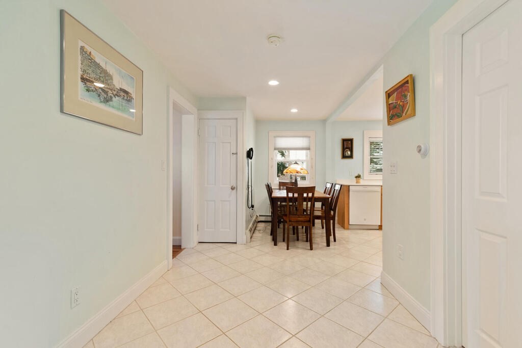 15 Ronaele Road Medford, MA 02155 - Photo 17 of 31 Gallery Image 17
