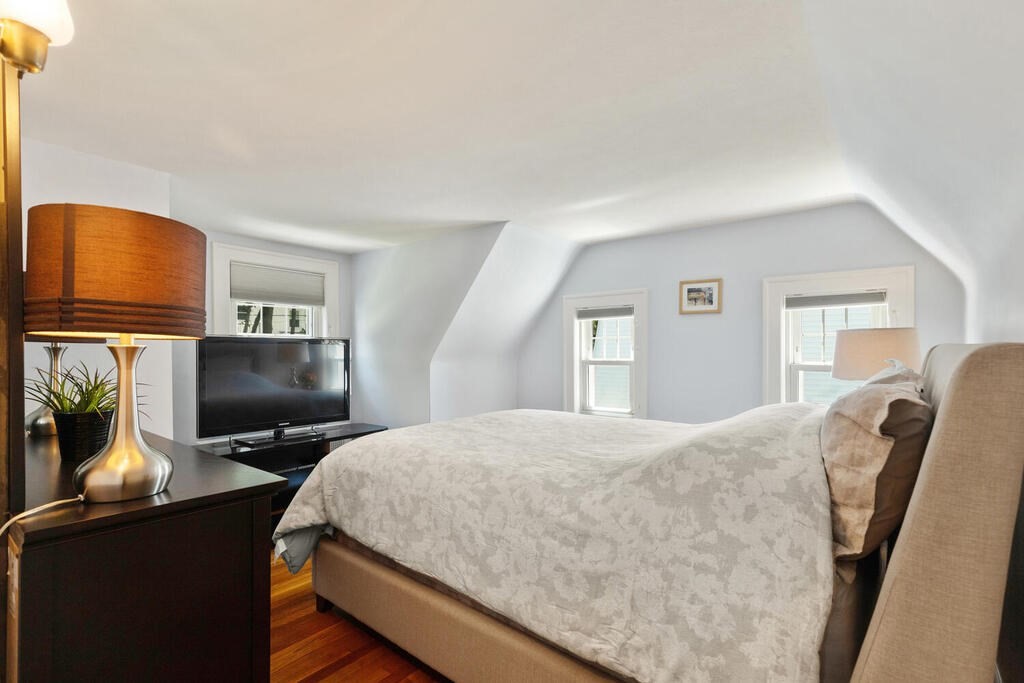 15 Ronaele Road Medford, MA 02155 - Photo 22 of 31 Gallery Image 22