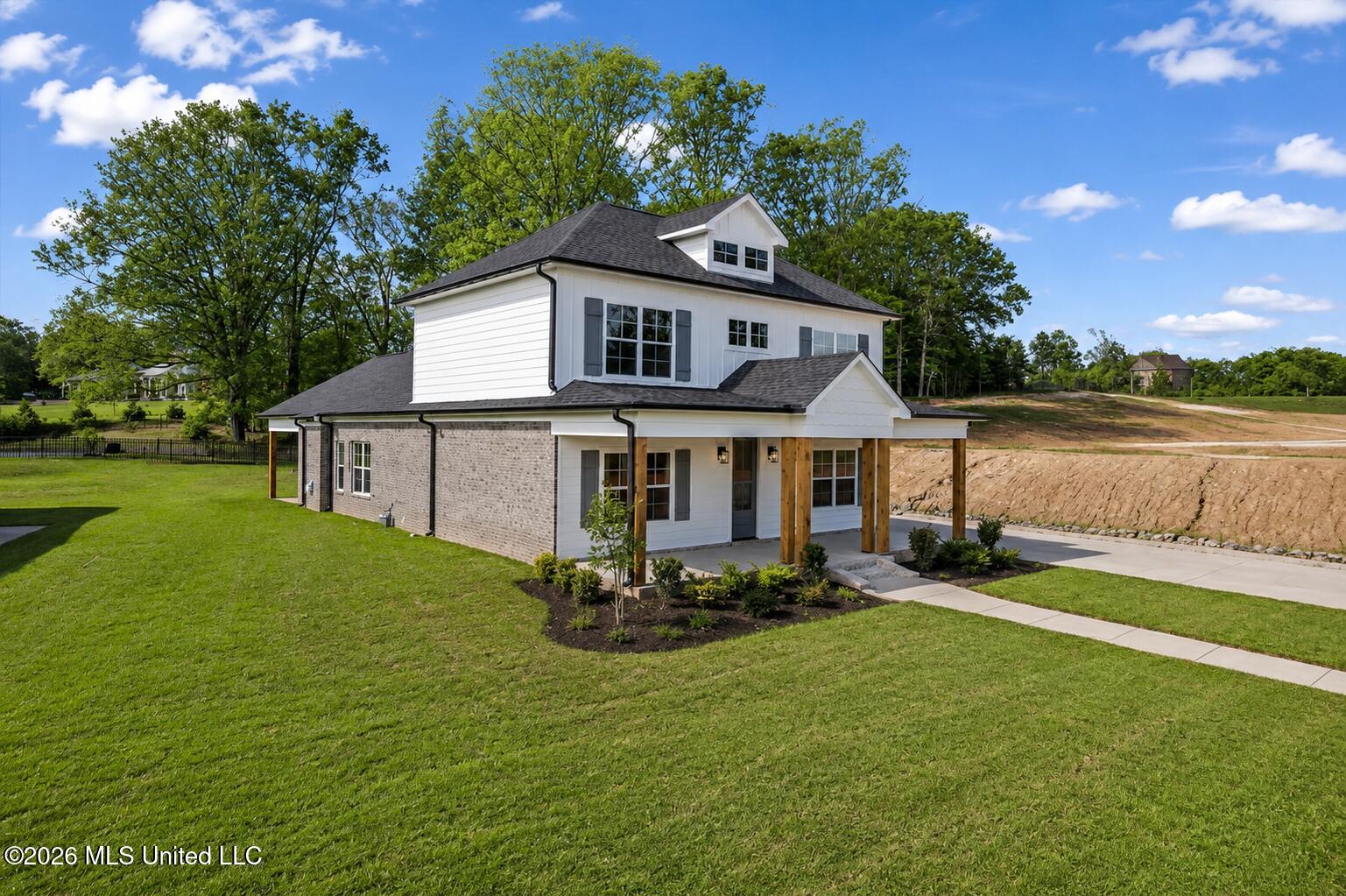 7548 Thomas Riley Street Hernando, MS 38632 - Photo 2 of 34 Dogwood