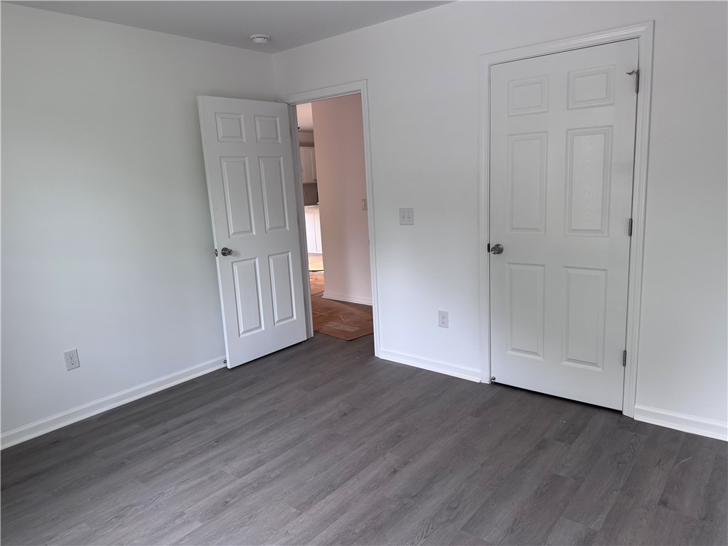 808 Delia Street Anderson, SC 29624 - Photo 16 of 17 Step into a neutrally finished room, perfect for personalizing to your taste.