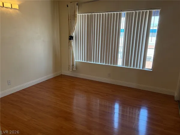 $190,000 | 4351 Gannet Circle, Unit 168, Las Vegas, NV 89103