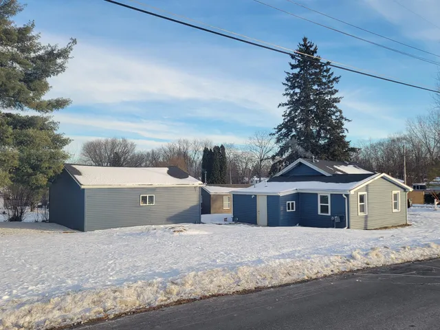 $125,000 | 2455 North Street, Beloit, WI 53511