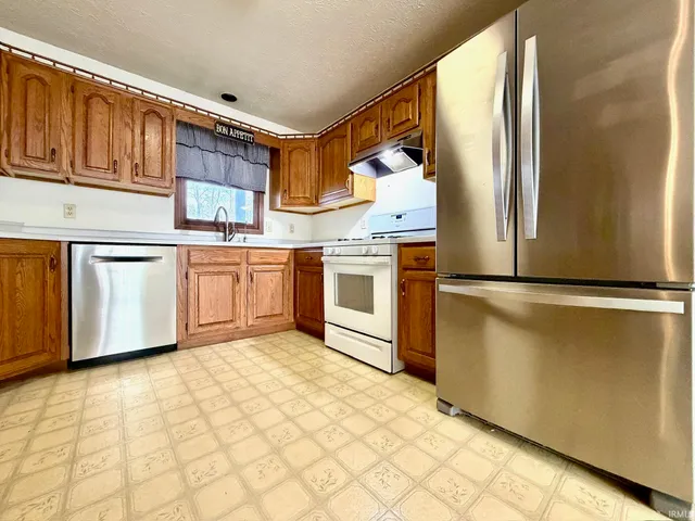 $269,900 | 1164 Erie Church Road, Bedford, IN 47421