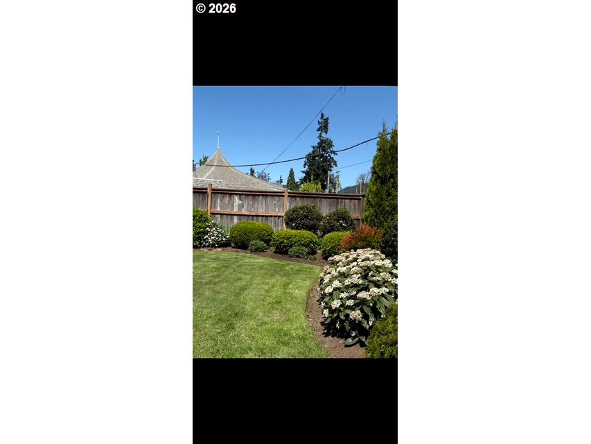 450 Cardinal Way Springfield, OR 97477 - Photo 13 of 15