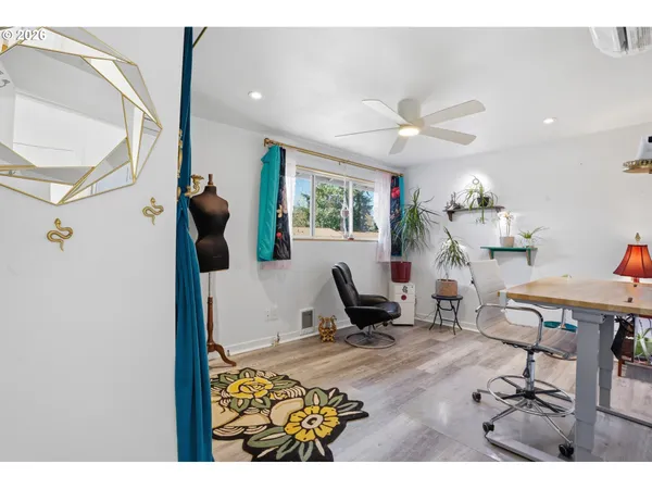 $265,000 | 2379 Southeast 112th Avenue, Unit 2, Portland, OR 97216