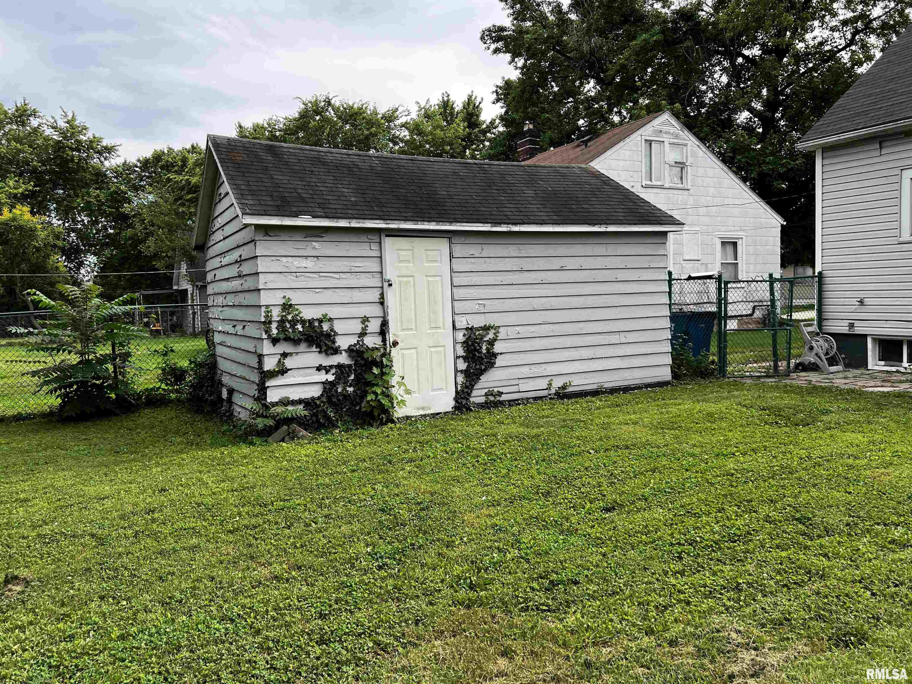 508 South 19th Street Mount Vernon, IL 62864 - Photo 5 of 25