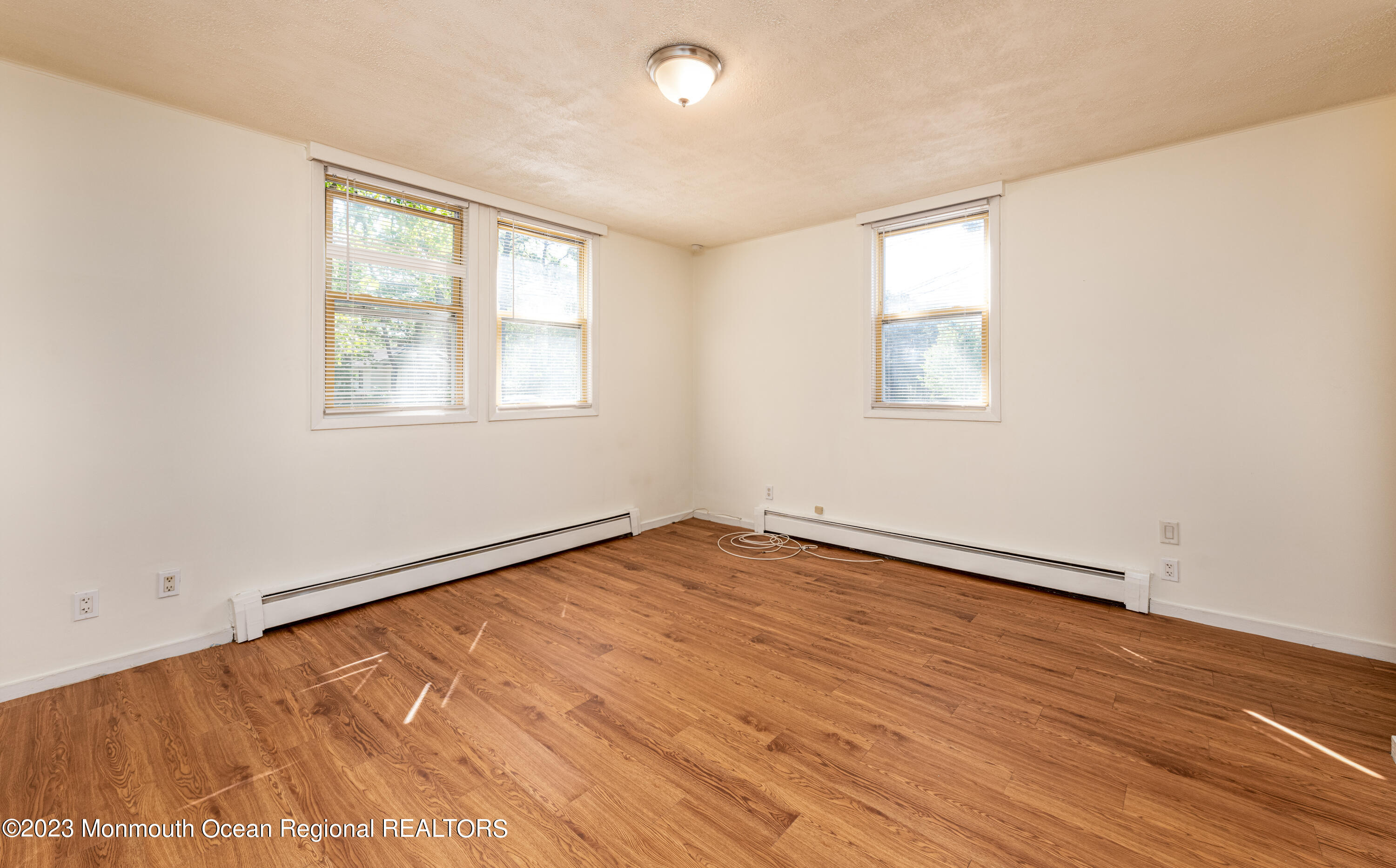 508 Georgia Tavern Road Howell, NJ 07731 - Photo 25 of 33 Living/Bedroom