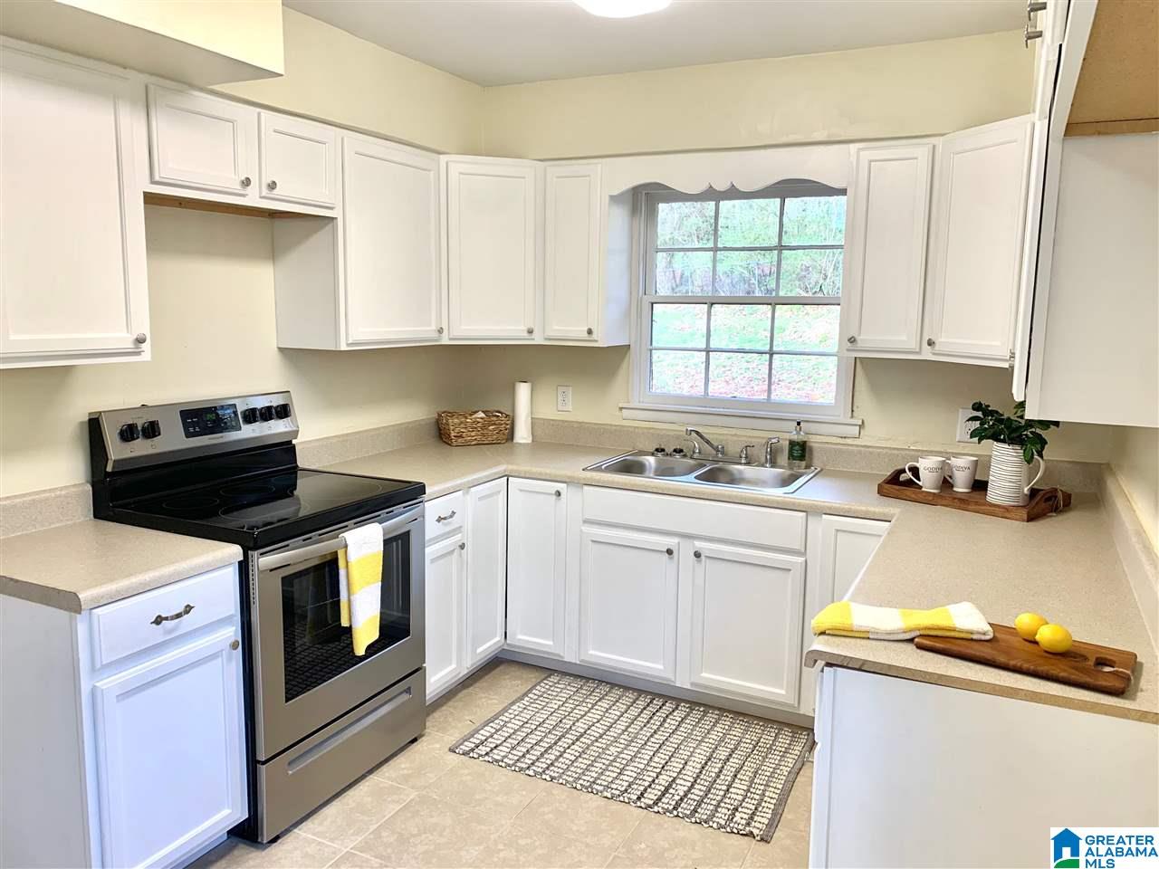 2212 Deerwood Road Birmingham, AL 35216 - Photo 10 of 19