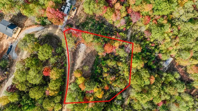 an aerial view of a yard