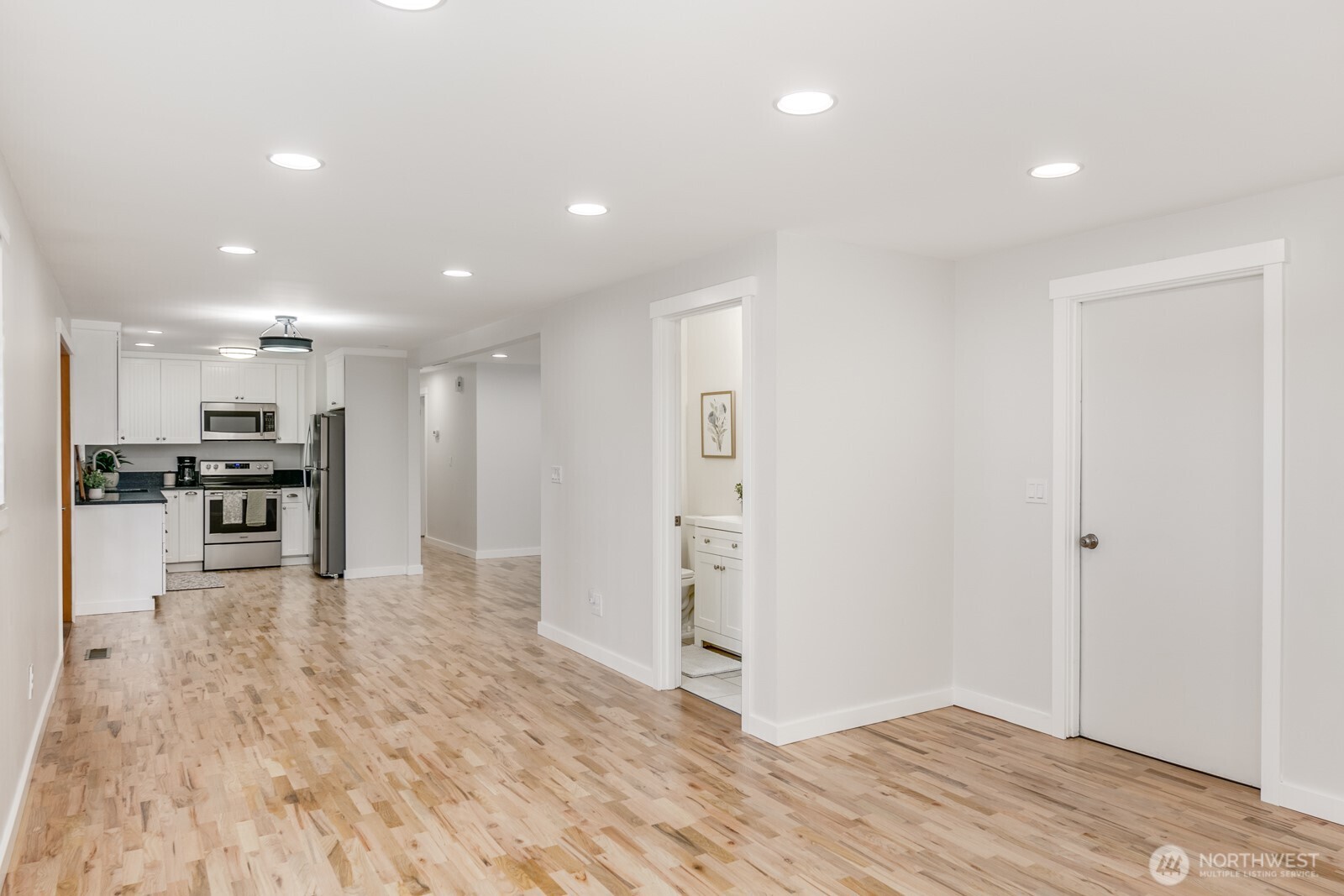 21713 Meridian Avenue South Bothell, WA 98021 - Photo 13 of 25