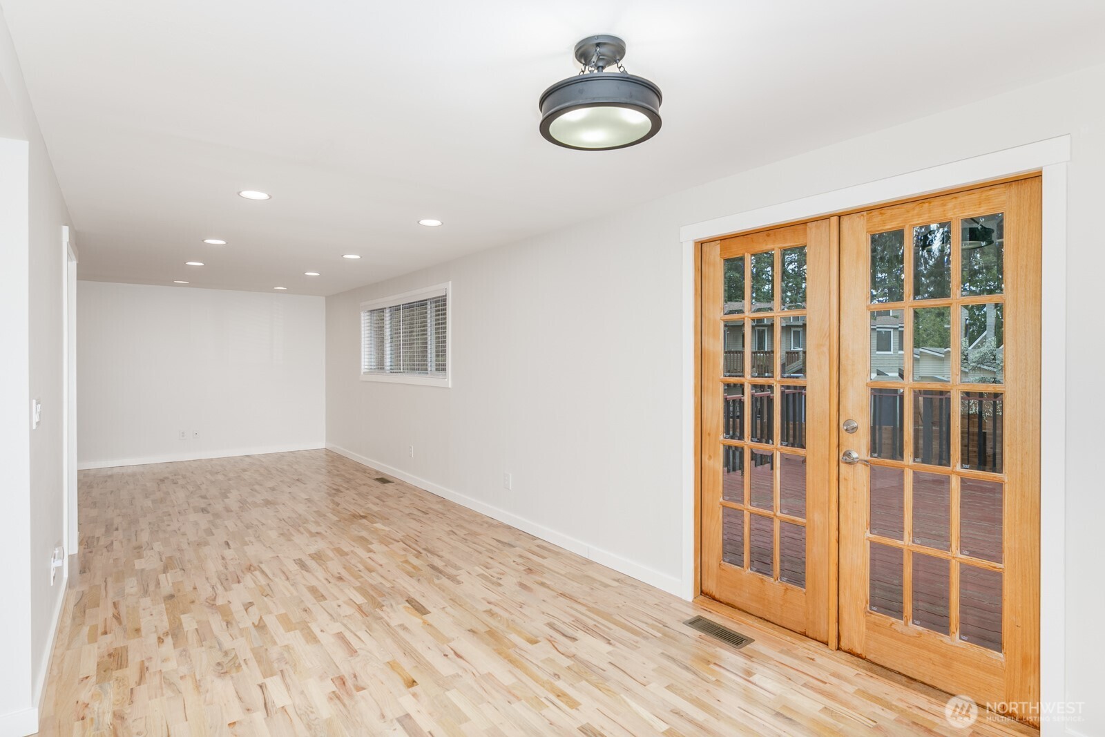 21713 Meridian Avenue South Bothell, WA 98021 - Photo 16 of 25