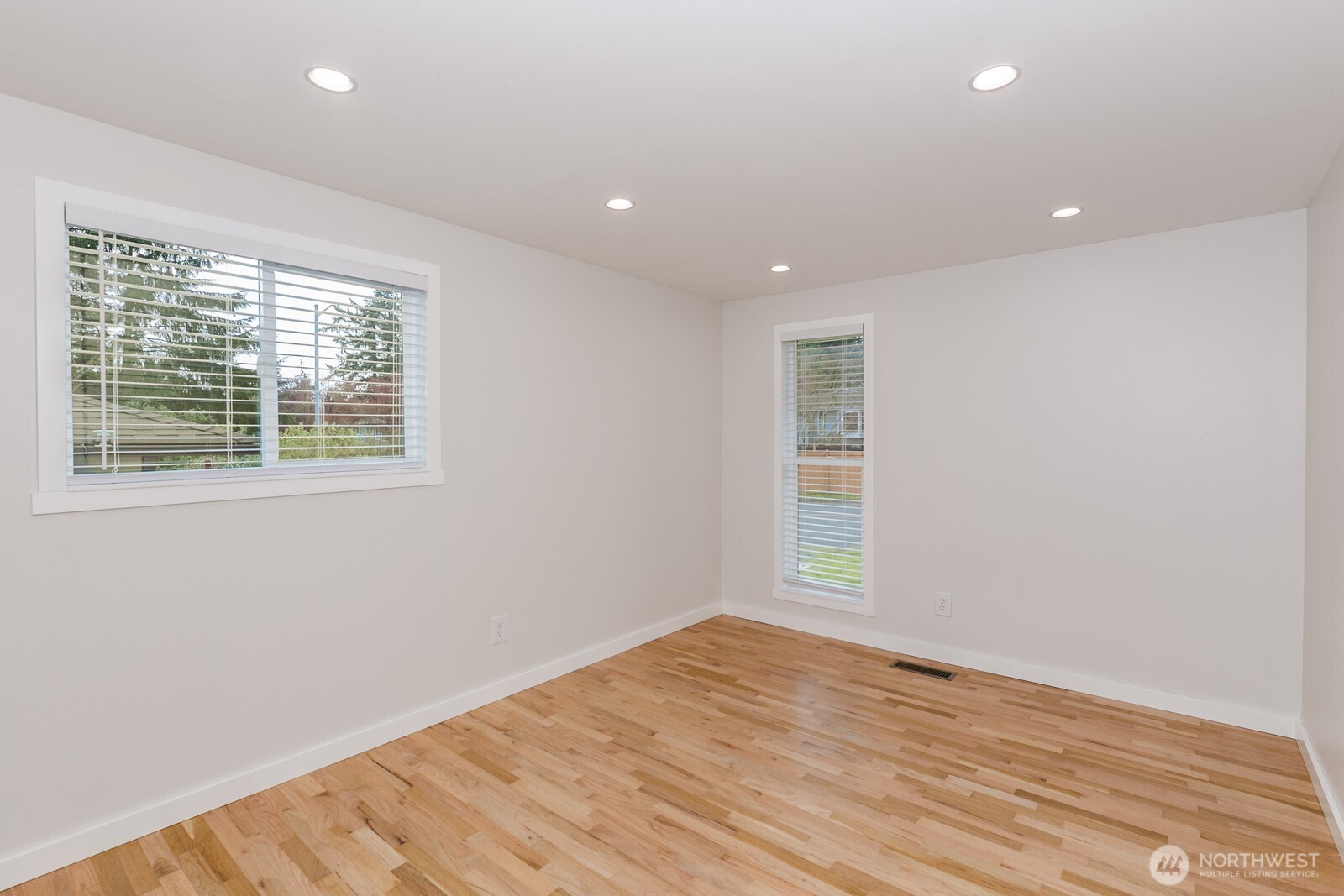 21713 Meridian Avenue South Bothell, WA 98021 - Photo 21 of 25