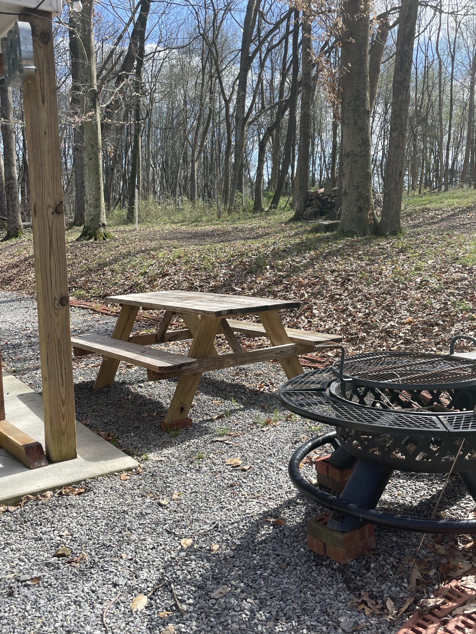3716 Baggett Road Springfield, TN 37172 - Photo 8 of 40 a view of a backyard with wooden fence
