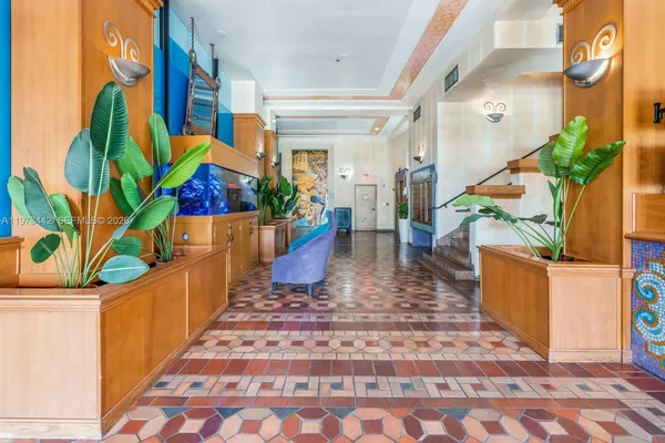 $8,000 | 1330 Ocean Drive, Unit 4A, Miami Beach, FL 33139